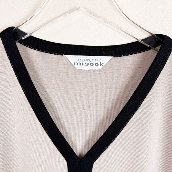 Misook Long Sleeve Beige Knit Top Large - Picture 2 of 5